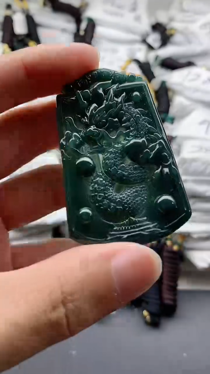 【闪购商品】翡翠颈饰未镶嵌555555555555