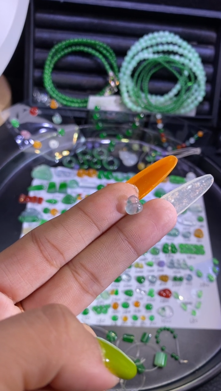 未镶嵌挂件翡翠葫芦