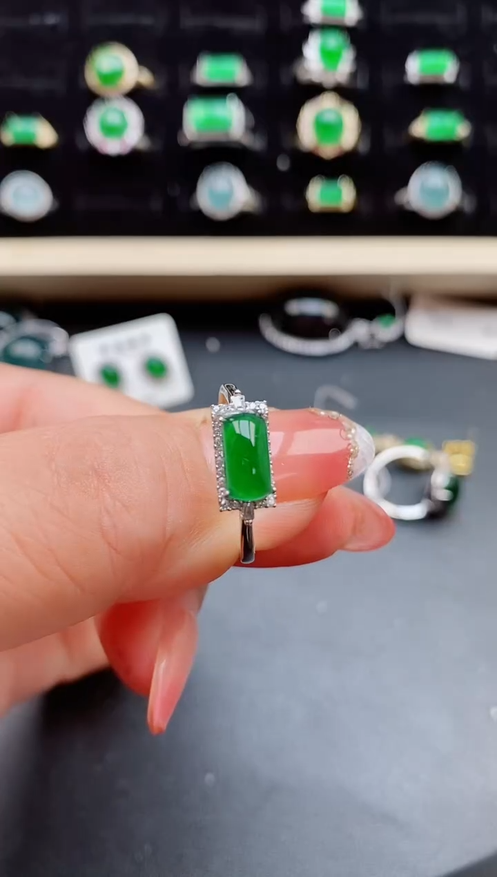 【闪购商品】翡翠戒指银S925镶嵌0580505