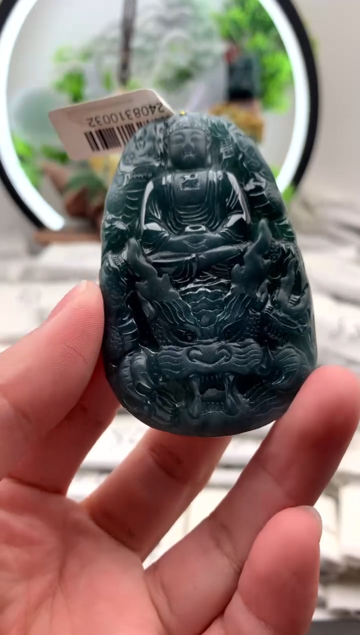 【闪购商品】翡翠颈饰未镶嵌大日如来