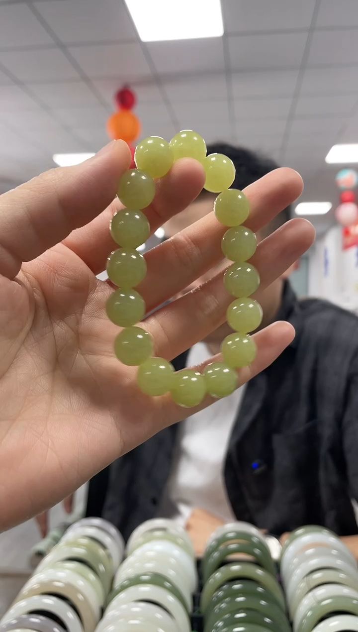 手链未镶嵌和田玉高品黄玉卡12手串一条