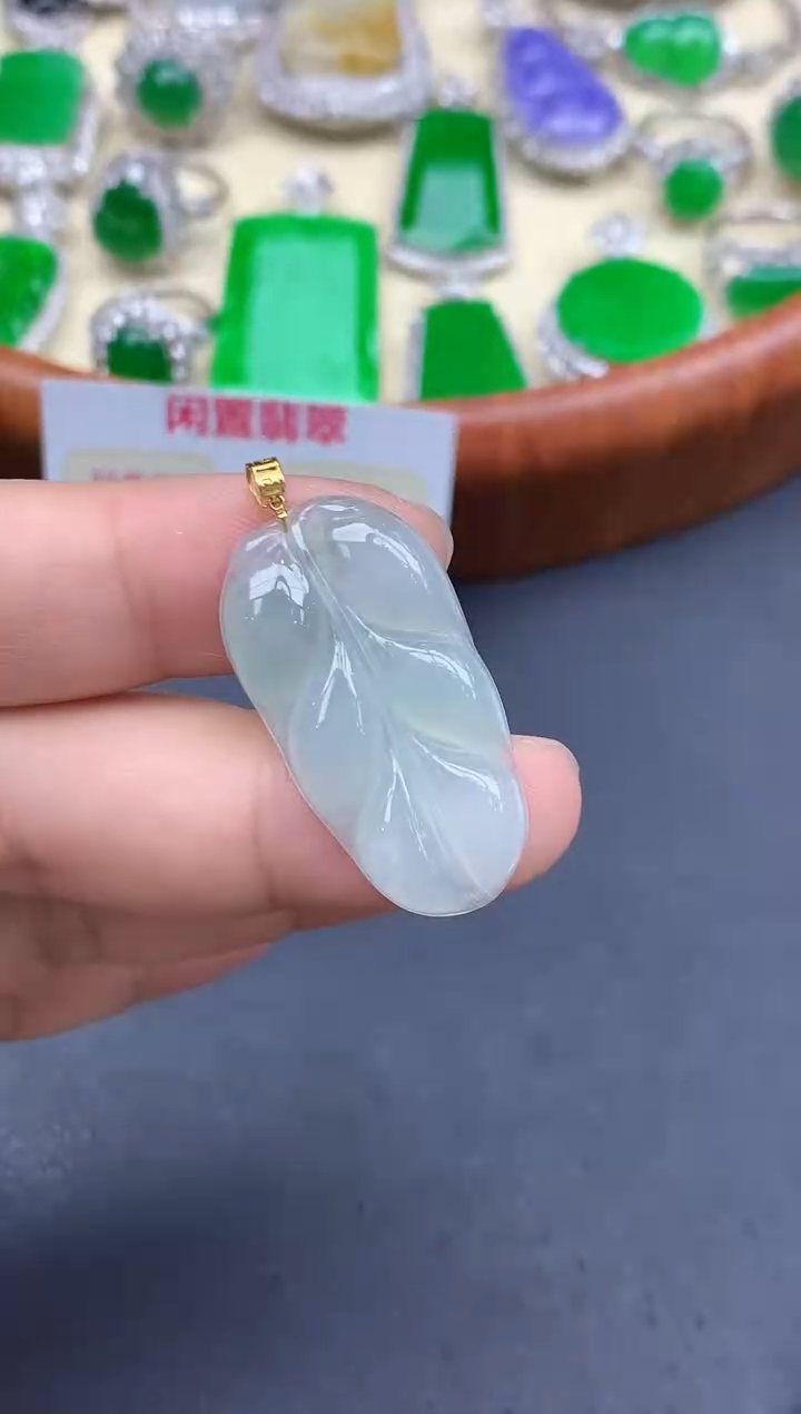 颈饰18K金镶嵌翡翠201-中国好珍宝
