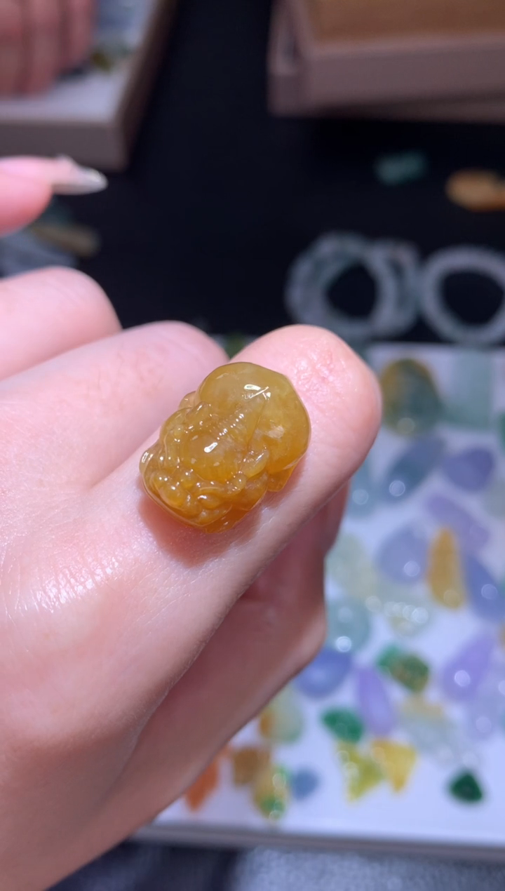 未镶嵌定制翡翠貔貅