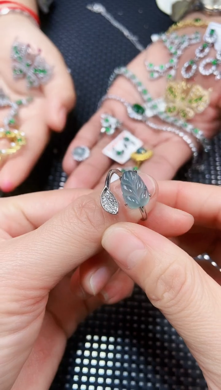 【闪购商品】翡翠戒指未镶嵌11111111