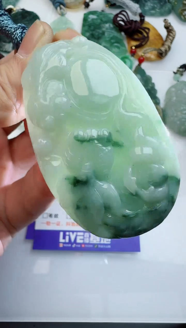 【闪购商品】翡翠吊坠(不含链)未镶嵌11111111111