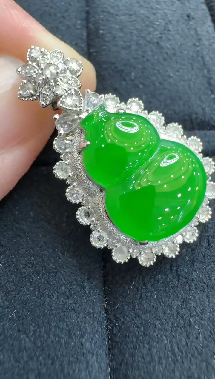 【闪购商品】翡翠吊坠(不含链)18K金镶嵌多样性团购发一件