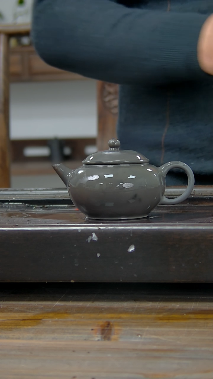 【闪购商品】贵台龙窑柴烧茶壶871