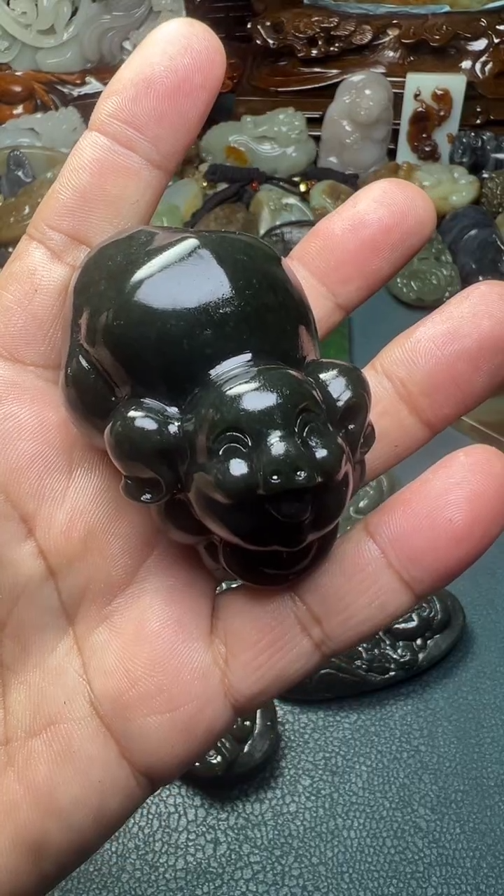 未镶嵌和田玉把件-