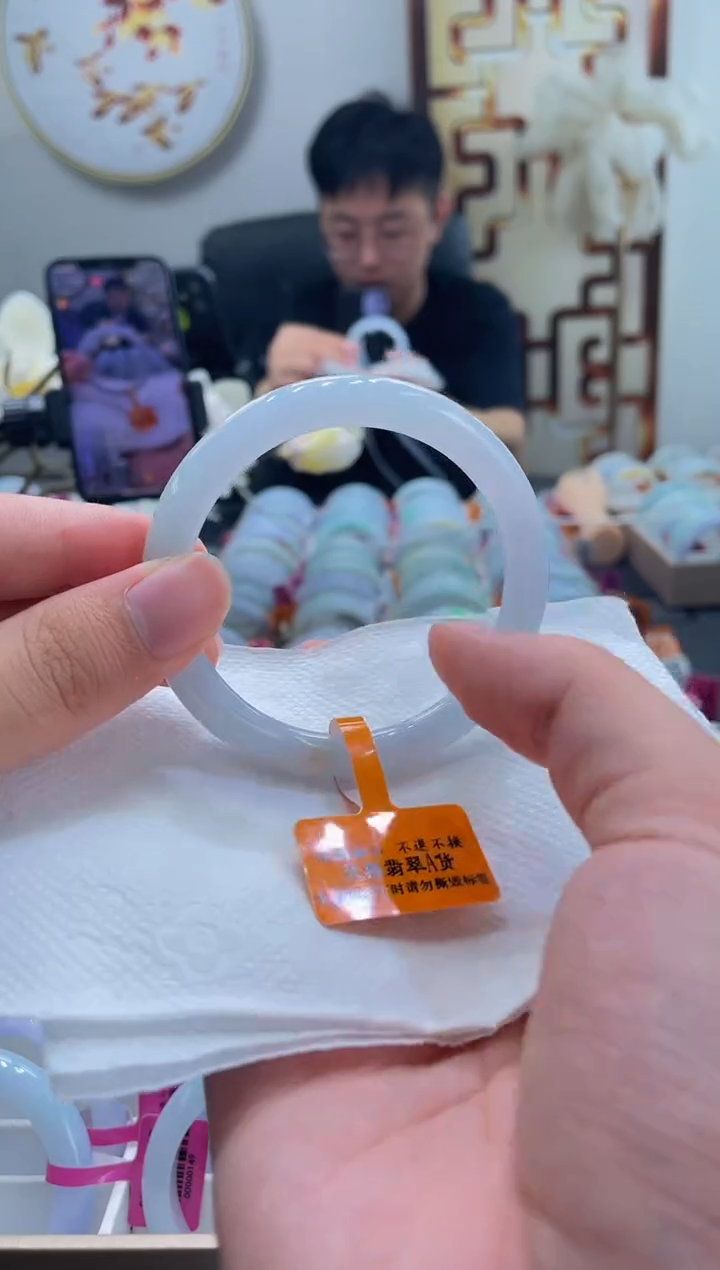 未镶嵌手镯翡翠19-56