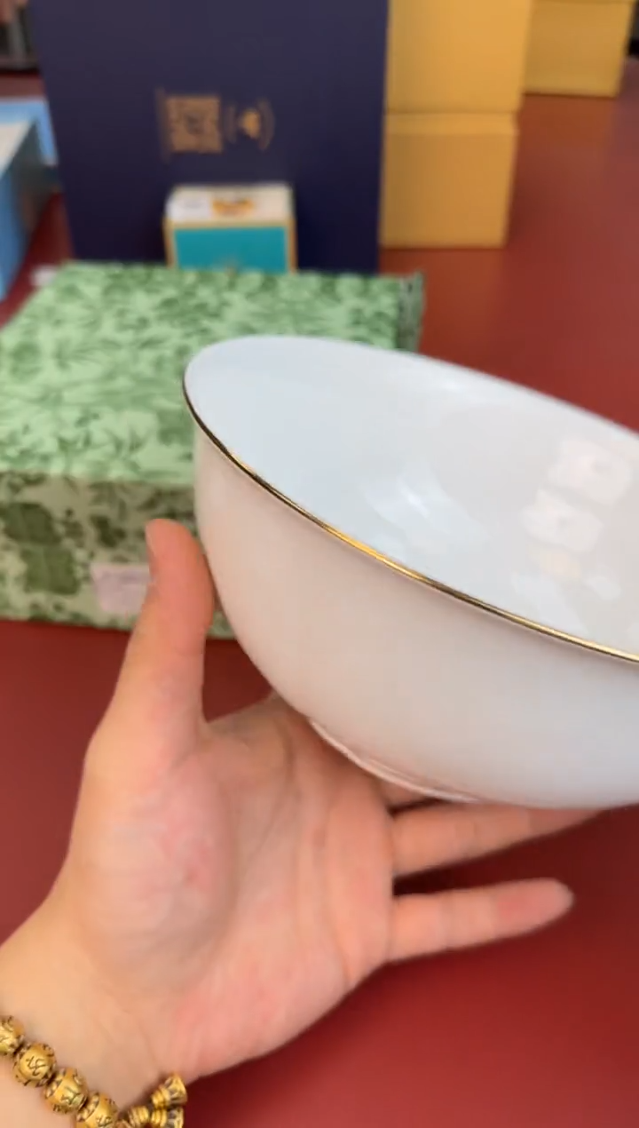 【闪购商品】瓷片新号开播全场漏@@8P58