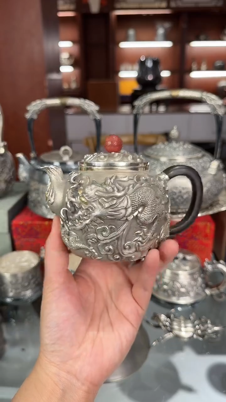 说*农足银手工精工老师高浮雕双龙戏珠祥云盖子泡茶壶