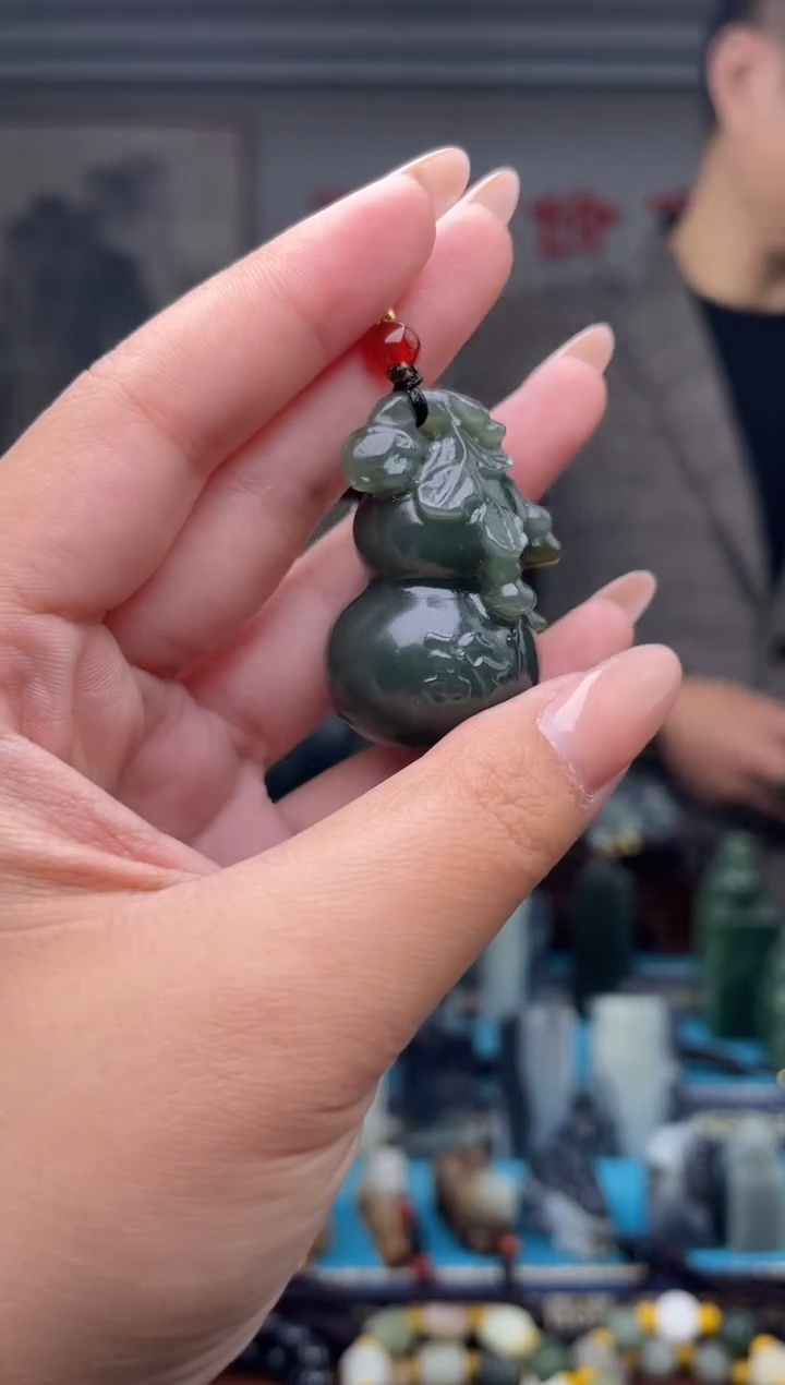 未镶嵌和田玉挂件1