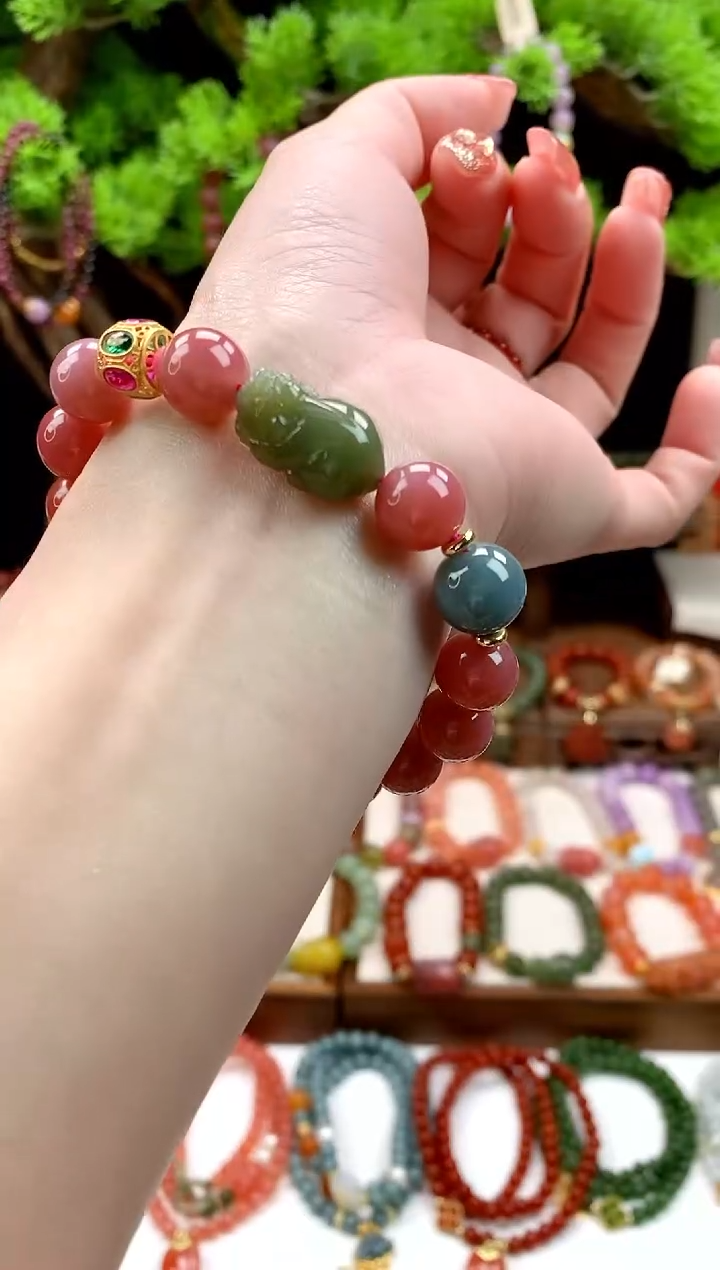 【闪购商品】玛瑙手饰未镶嵌（多样性发1）貔貅