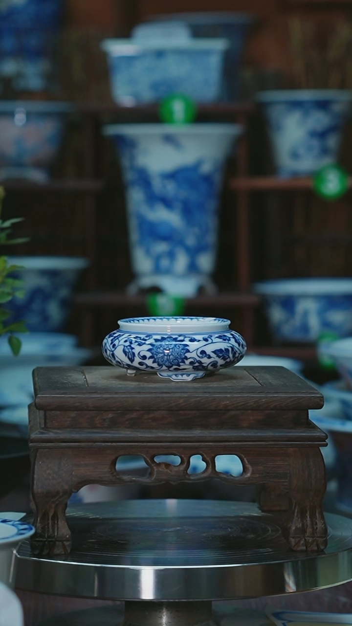 【闪购商品】摆件手绘陶瓷内4.7口高2.8深