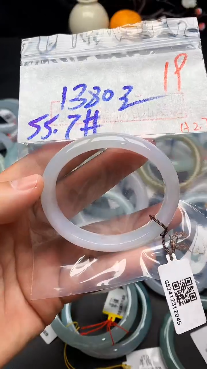 【闪购商品】定制翡翠未镶嵌毛货需精细抛光+多样性发货拍一发一