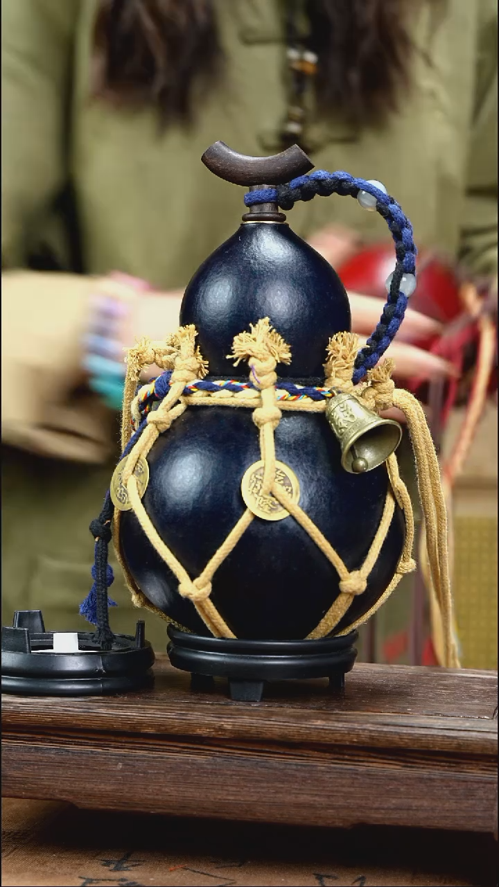 YV042复古网兜款天然酒葫芦（一物一拍）