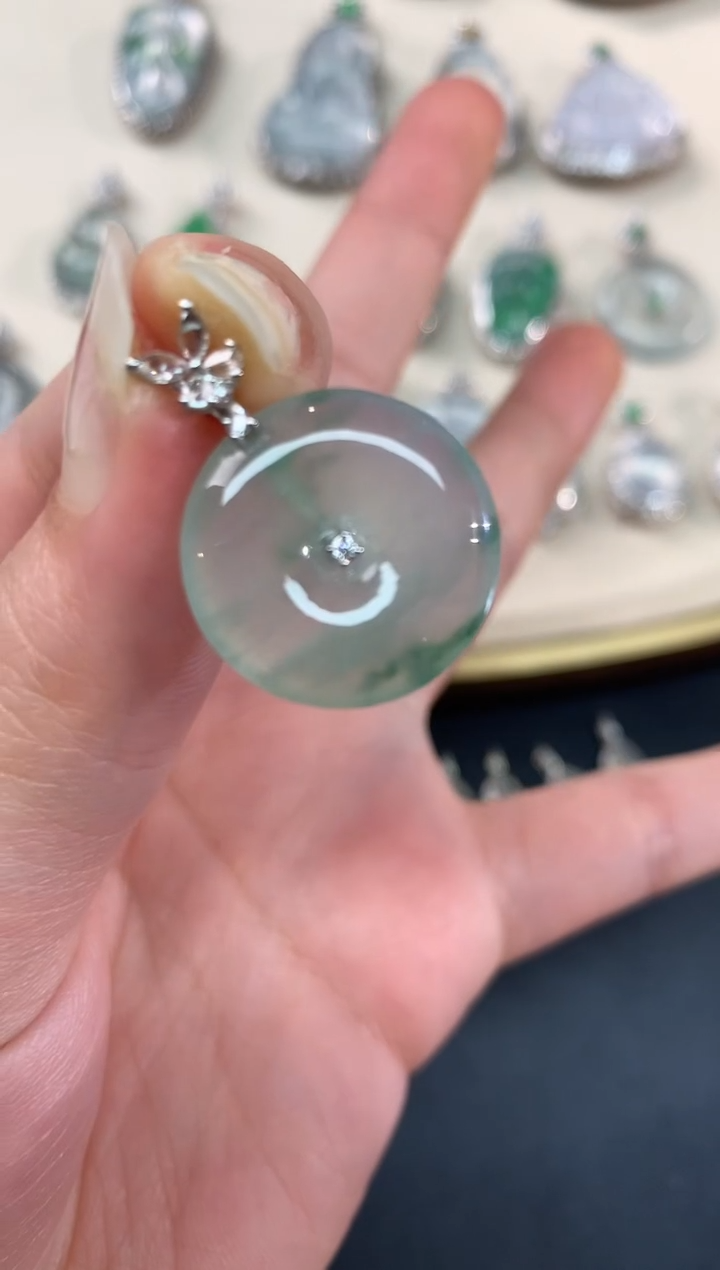 【闪购商品】翡翠吊坠(不含链)18K金镶嵌A46多样性发一件|4980