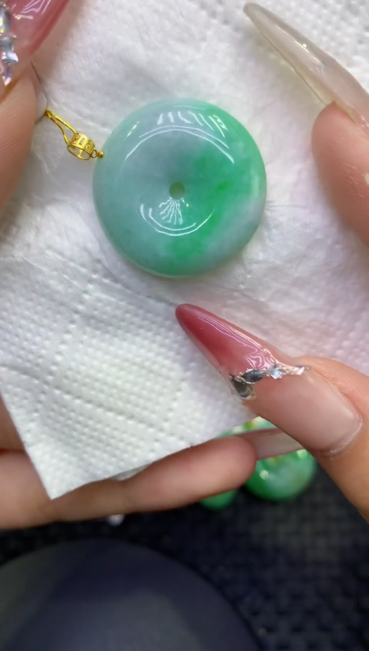 颈饰18K金镶嵌翡翠天然缅甸A货翡翠