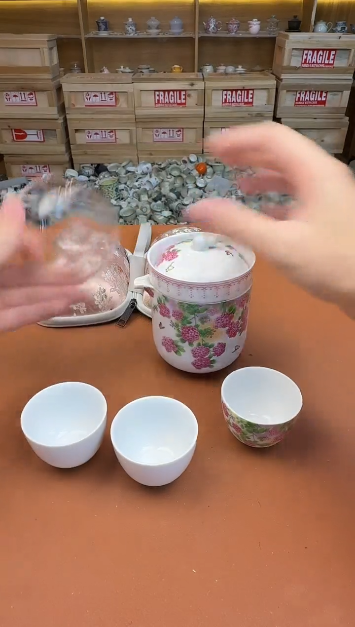 旅行有些茶具有瑕疵介意勿拍，库存清货都是孤品亏本卖