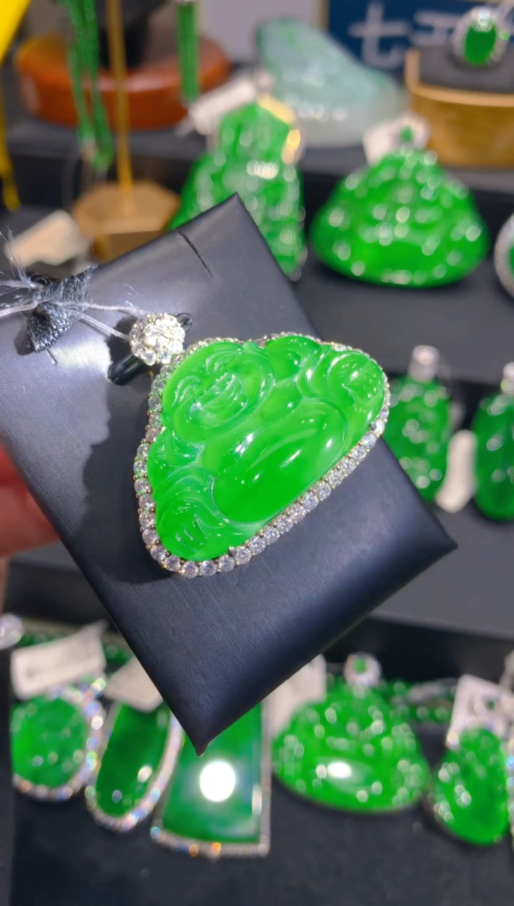 【闪购商品】翡翠颈饰银S925镶嵌一季