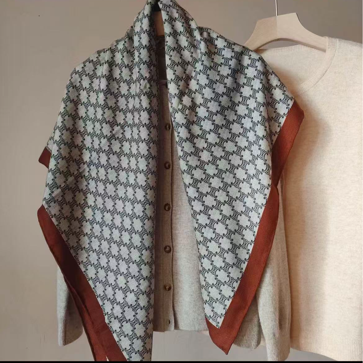 【j04】90x90丝毛小方巾双面丝巾围巾时尚百搭气质