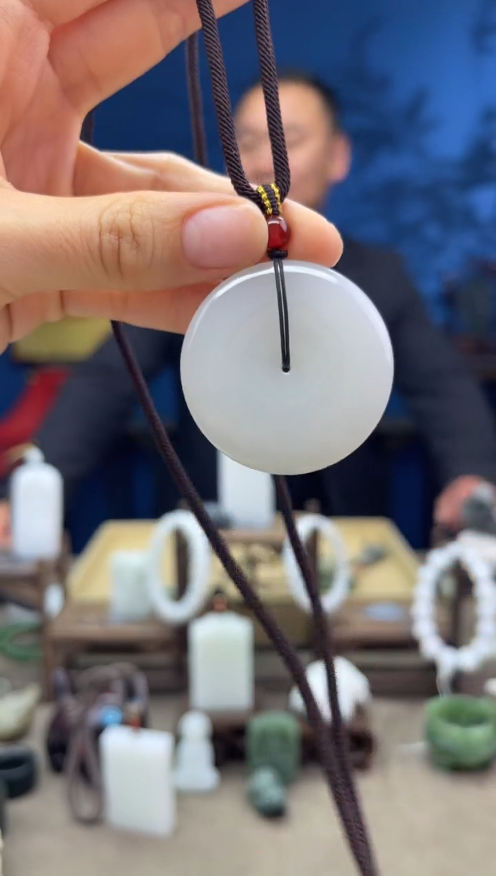 【闪购商品】和田玉颈饰未镶嵌1