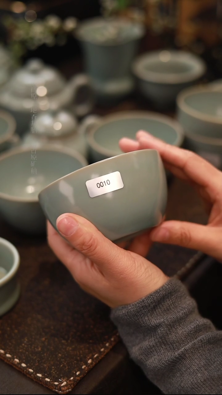 【闪购商品】杯0010一级品柴烧天青仿古缸杯