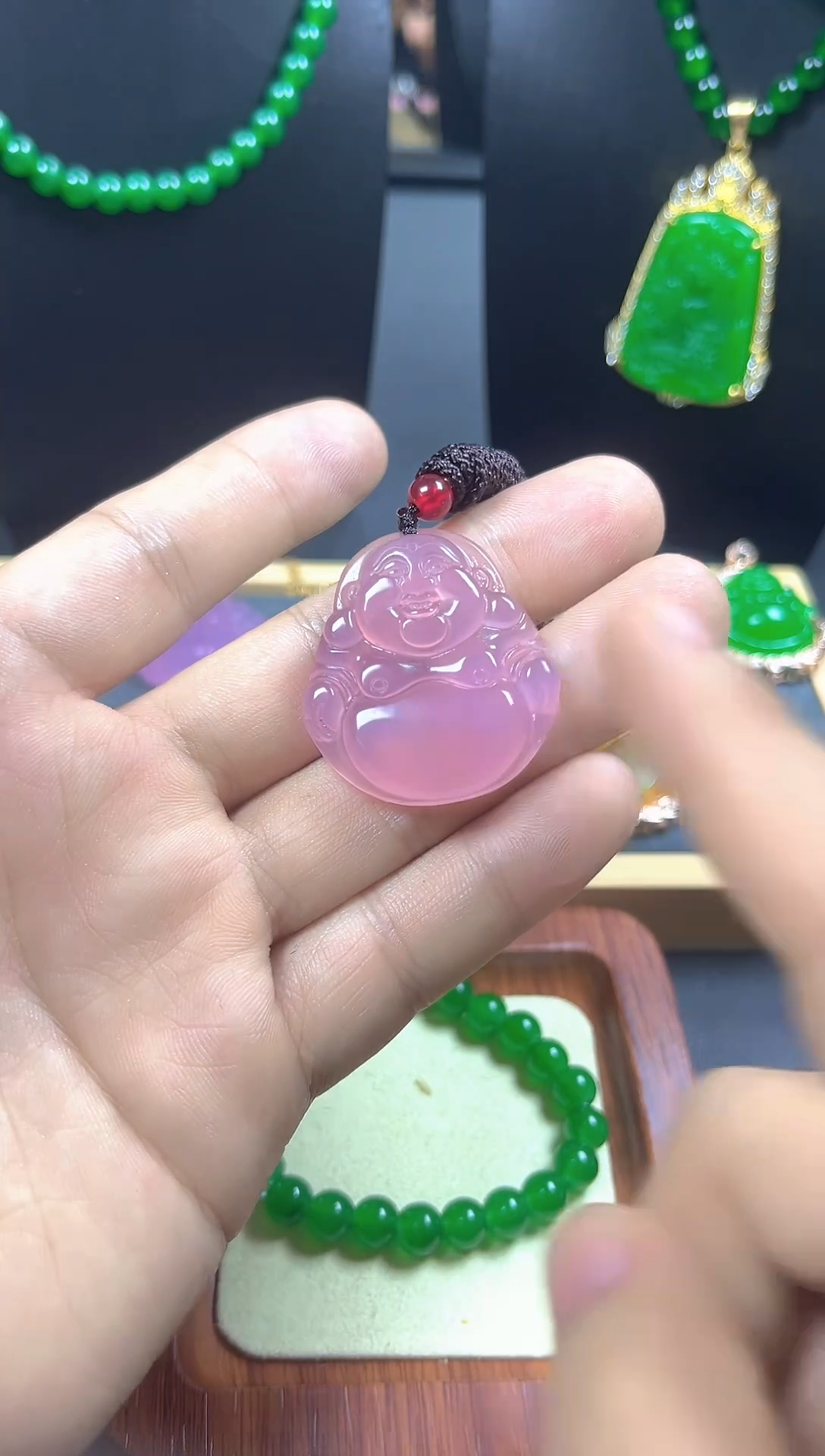 颈饰未镶嵌翡翠佛公