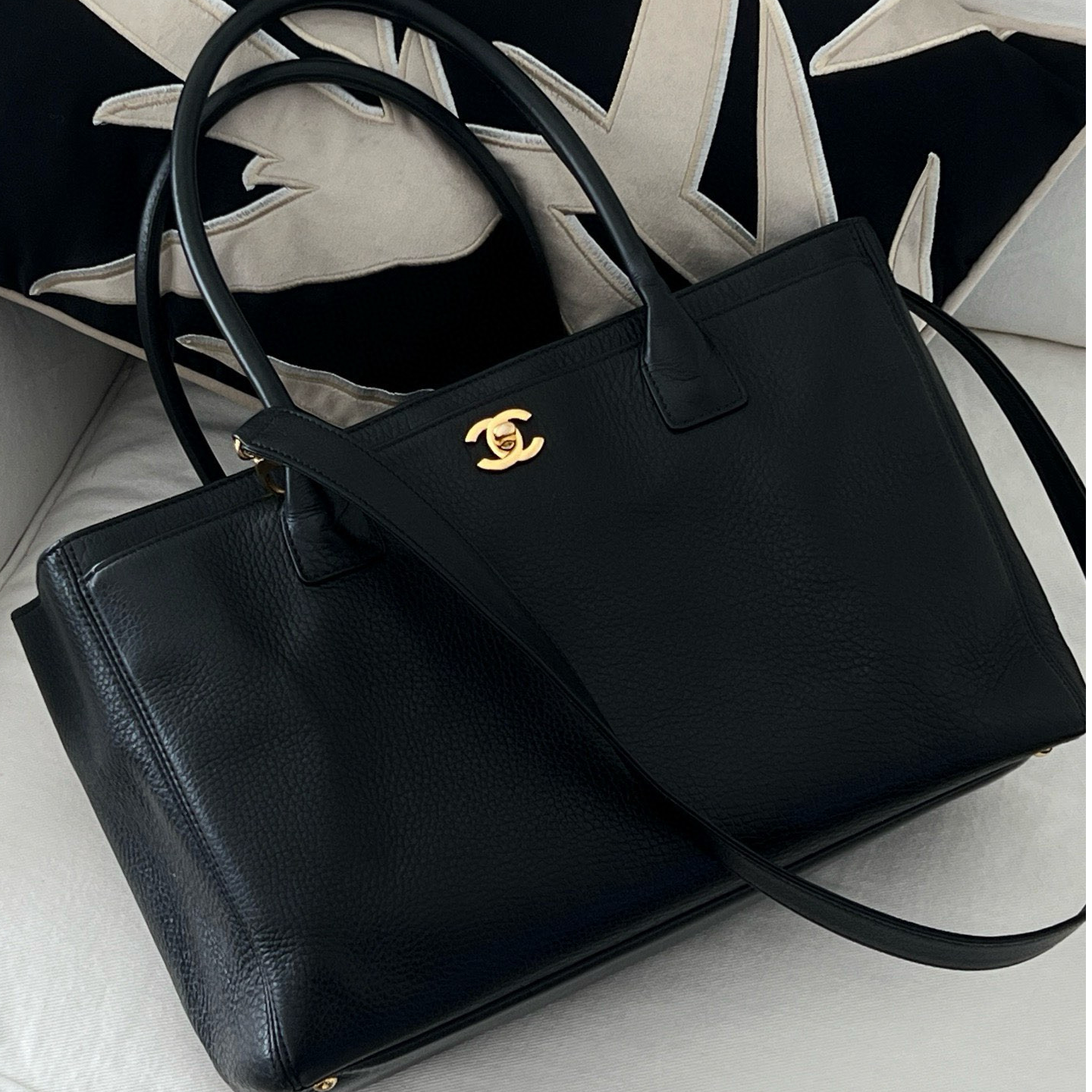 95新 Chanel/香奈儿 千禧一代-cerf中号手提斜挎包12912852