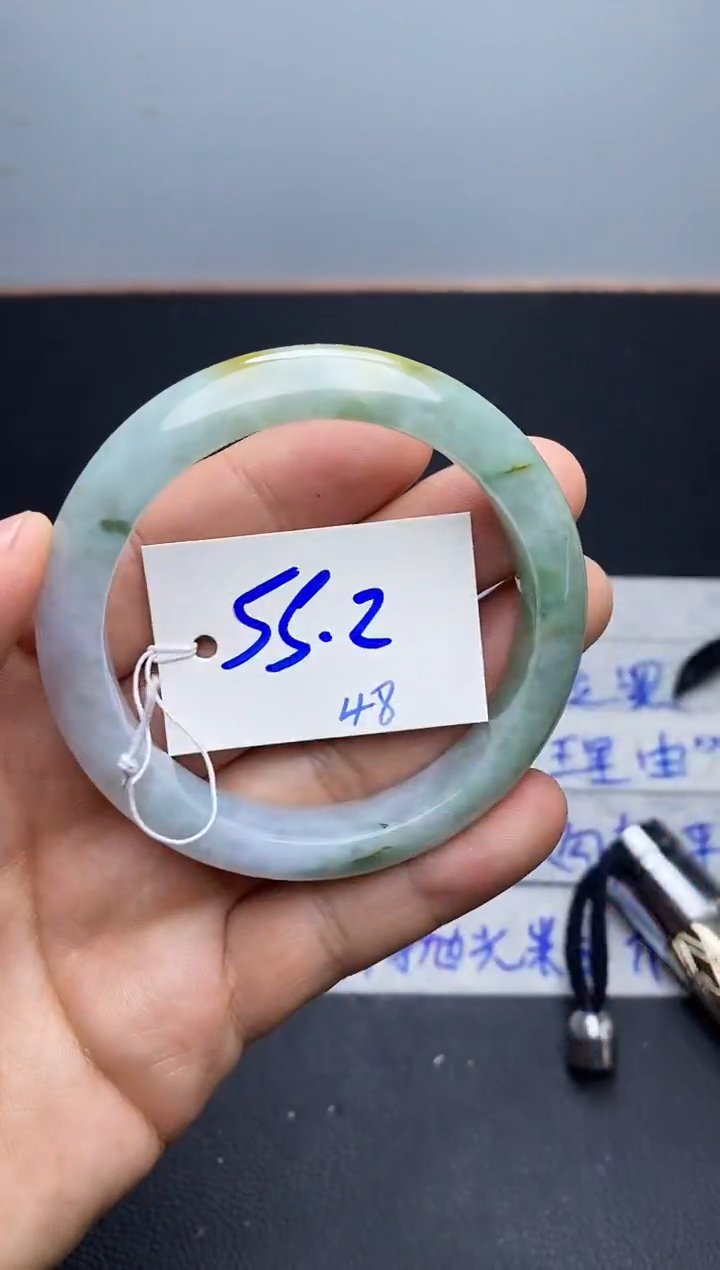 未镶嵌手镯翡翠48