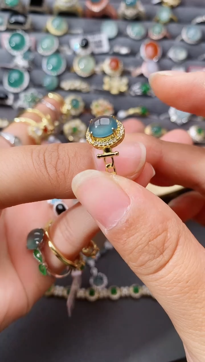 【闪购商品】翡翠戒指银S925镶嵌瑞丽市颜玉珠宝