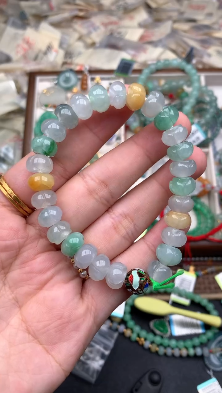 未镶嵌挂件翡翠一