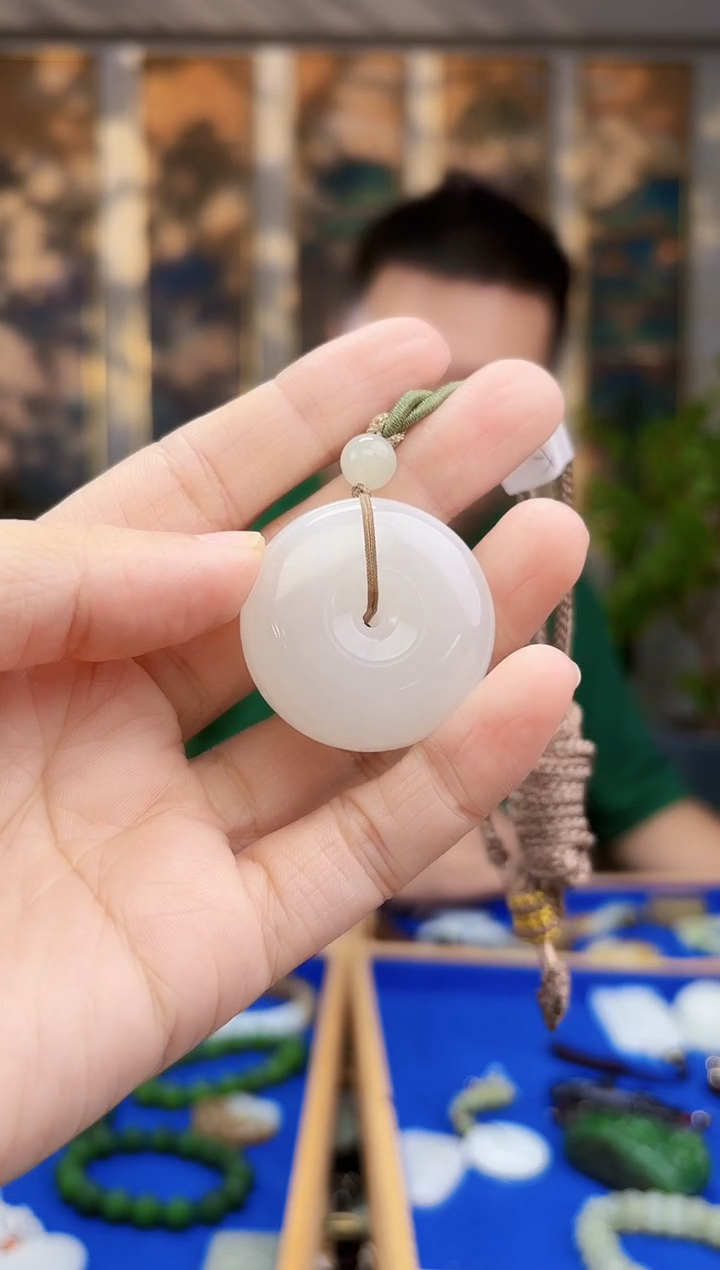未镶嵌和田玉挂件拍一发一