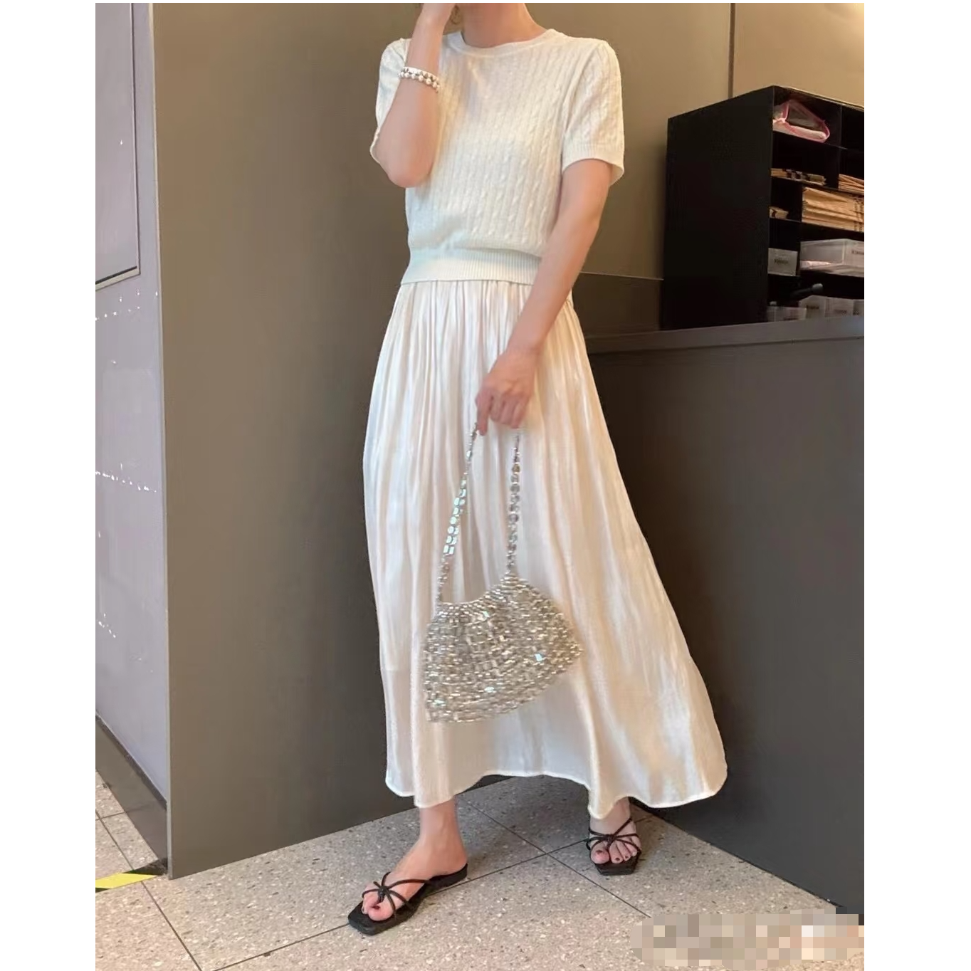 M1350时尚气质百搭纯色琉璃双色半裙 裙长83款号GY26292