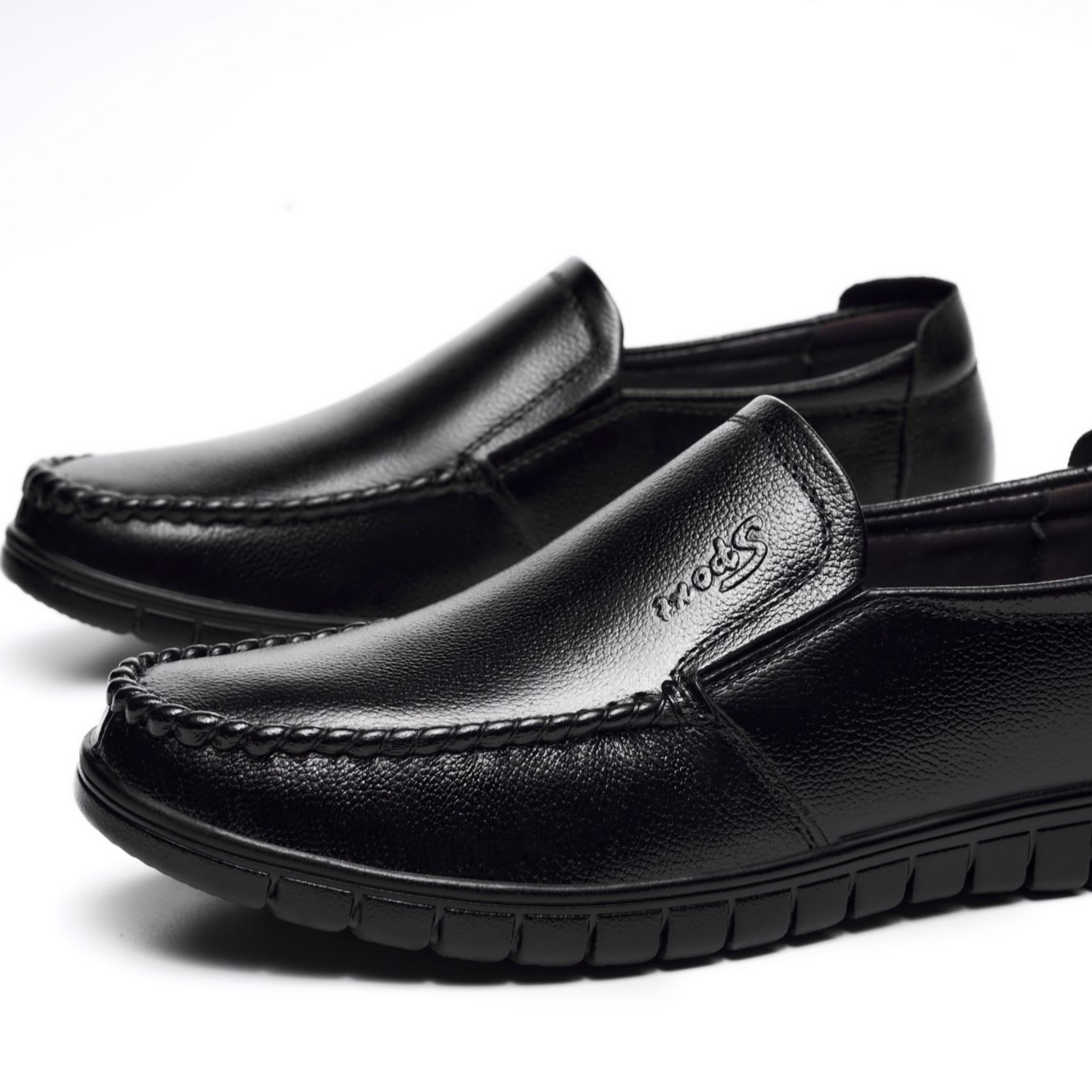 61号稻草人皮鞋男真皮透气软底防滑皮凉鞋镂空休闲中老年爸爸男鞋