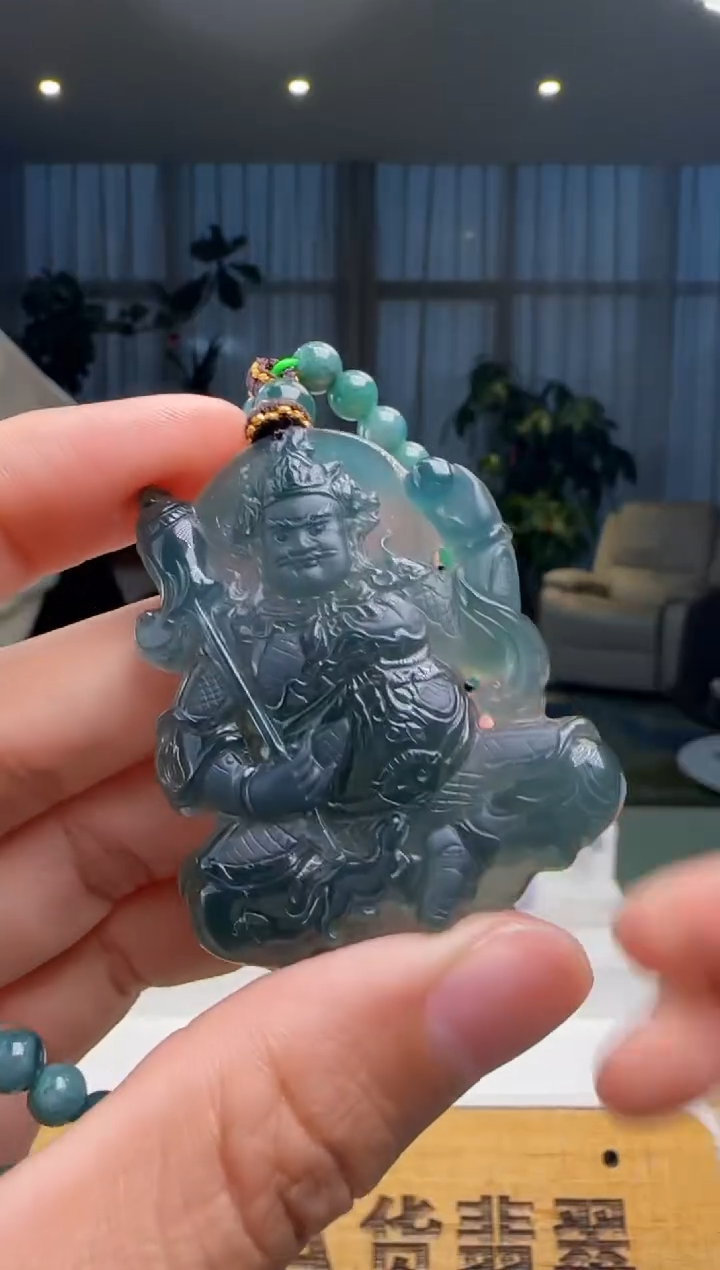 【闪购商品】翡翠吊坠(赠链)未镶嵌XM@@WS1WX29412