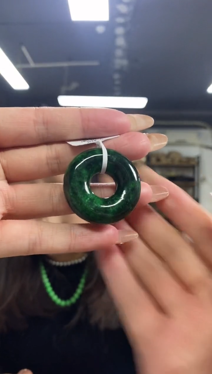 【闪购商品】翡翠颈饰未镶嵌多样性发其一颜色微差