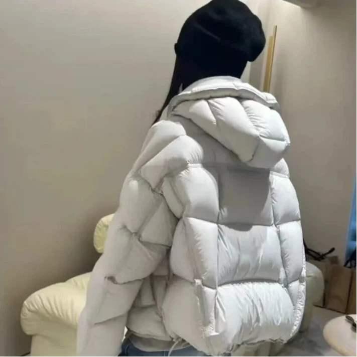 95白鸭绒女装羽绒服短款时尚休闲连帽冬季女款羽绒服