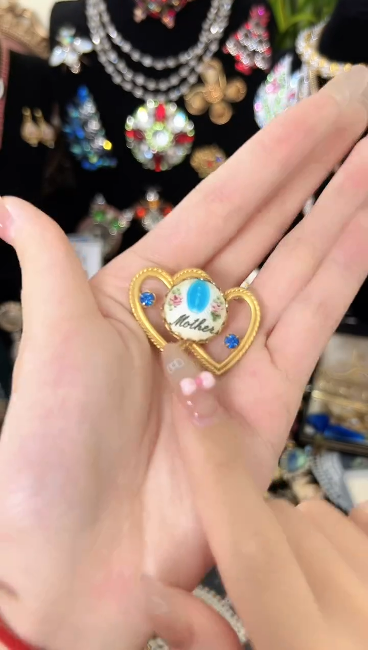 铜合金合成碳硅石双爱心精致胸针