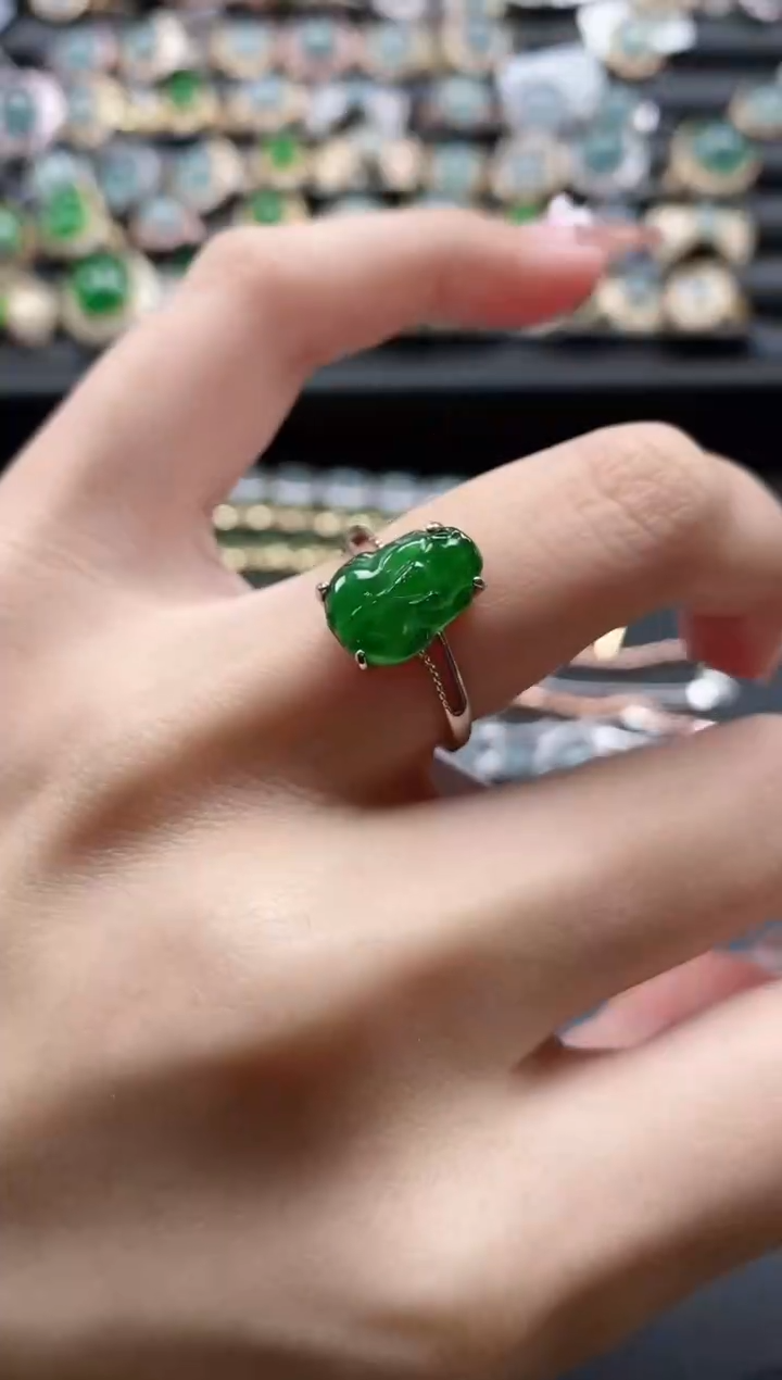 【闪购商品】翡翠戒指银S925镶嵌51511