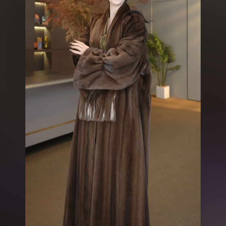 【至爱】水貂外套+围巾 精品时尚舒适气质2X1女款