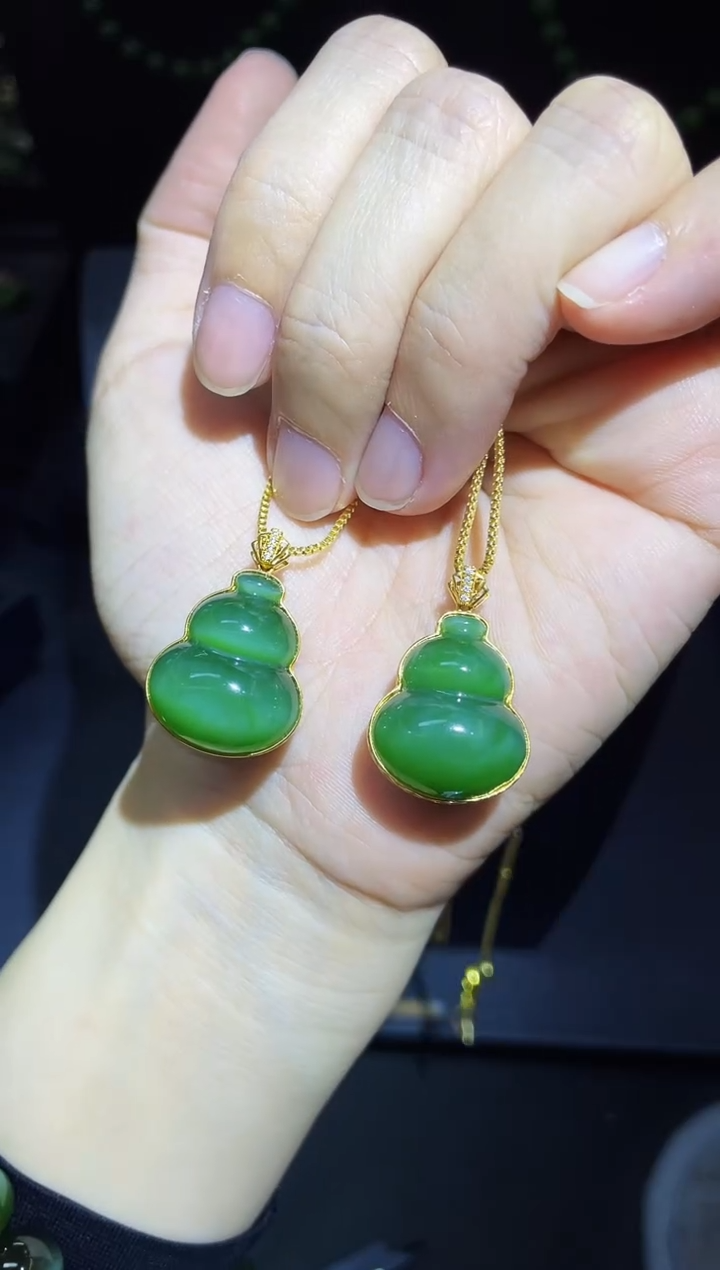 【闪购商品】和田玉吊坠18K金镶嵌多样性发一