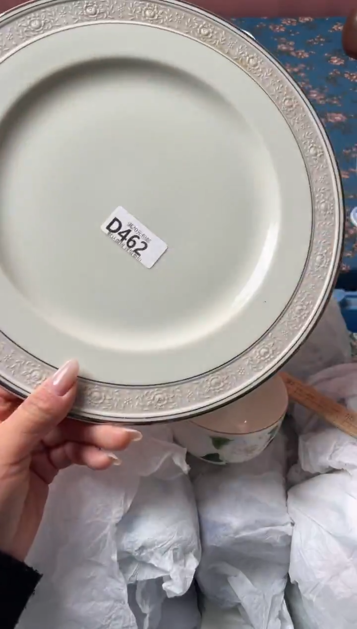 瓷片R****i瓷器瓷器D462