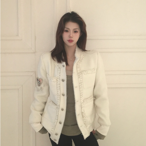 AzlzzlNd纯纯白月光/原创刺绣手工拉毛休闲小香风外套千金感up