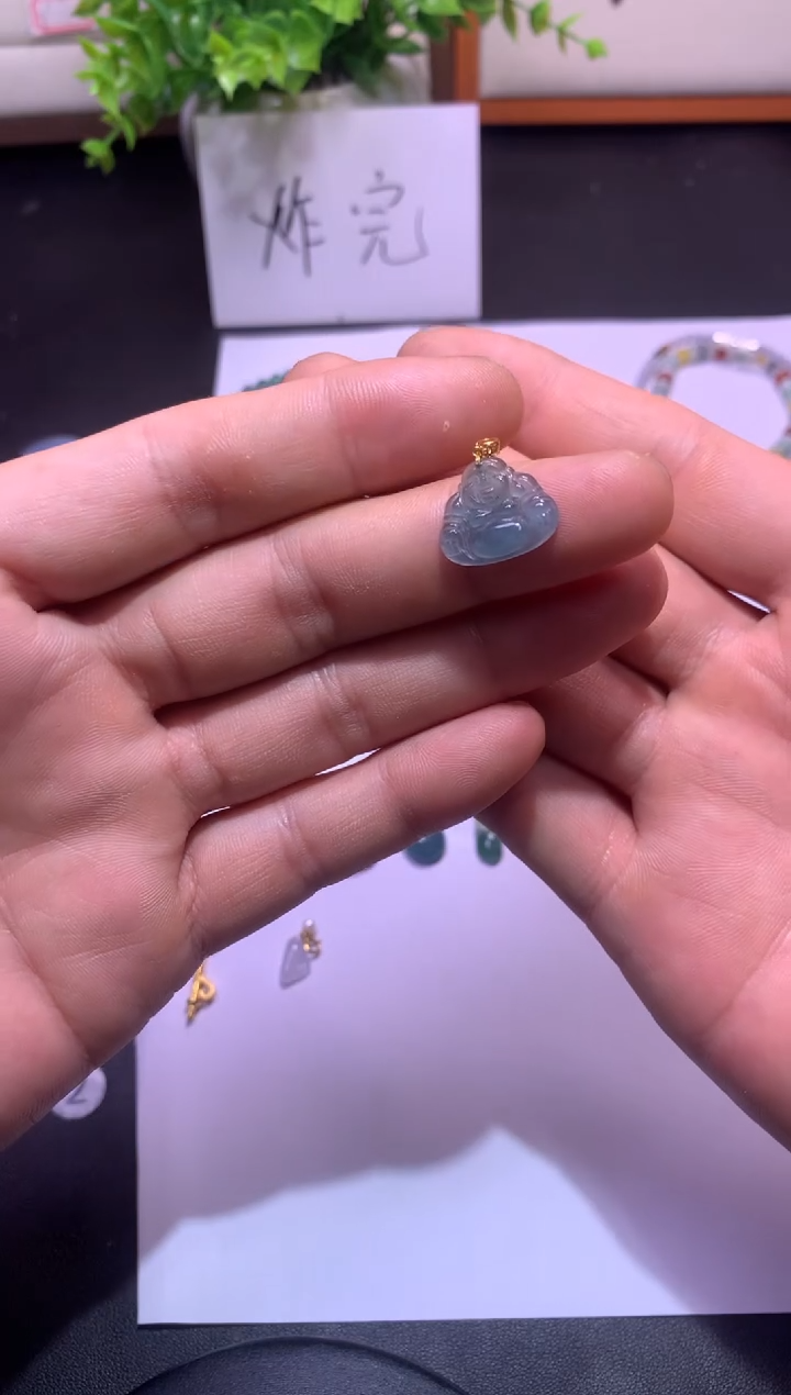 翡翠18K金镶嵌吊坠(不含链)1