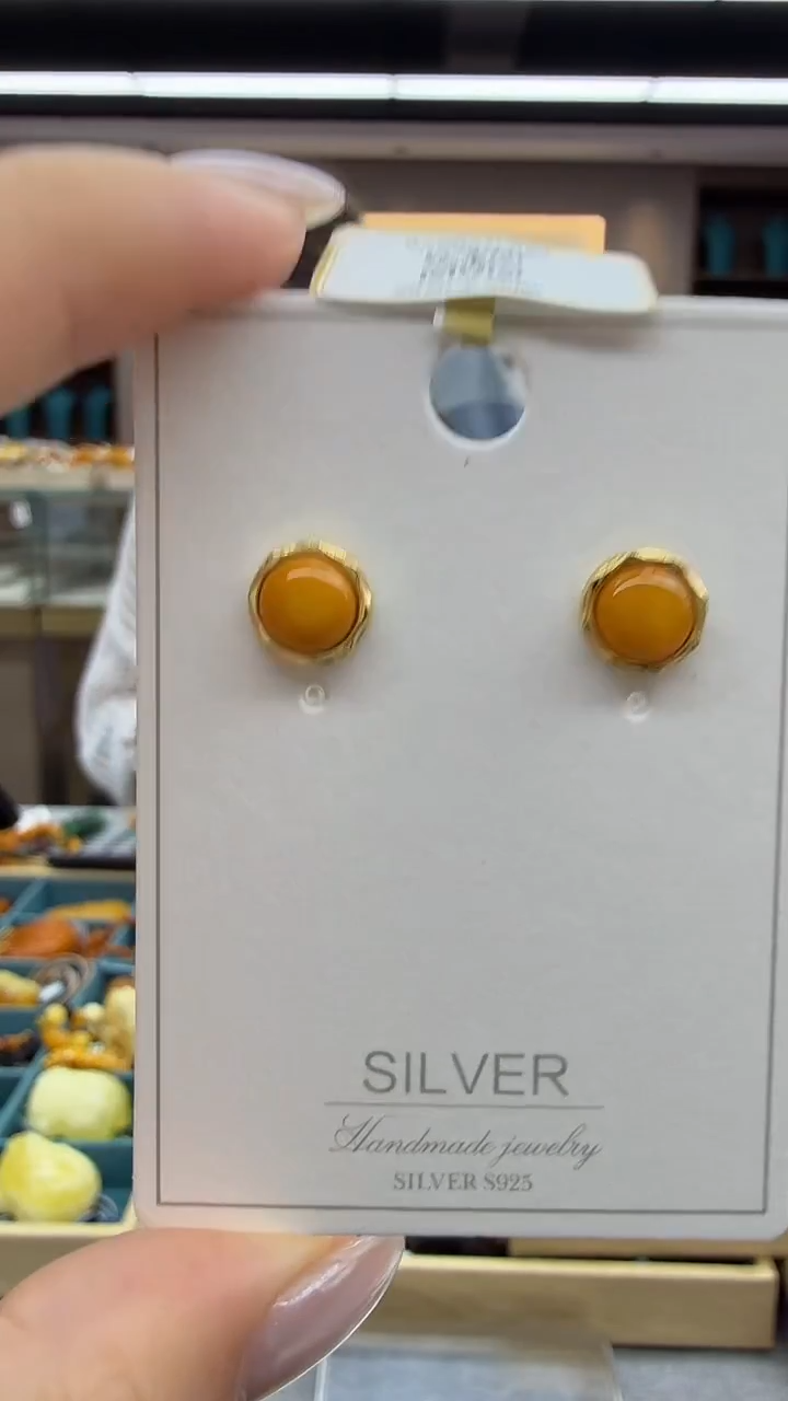 琥珀未镶嵌耳饰58秒拍号 假一罚三 