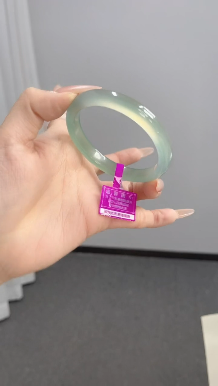 【闪购商品】玛瑙/玉髓手镯未镶嵌54-55圈口