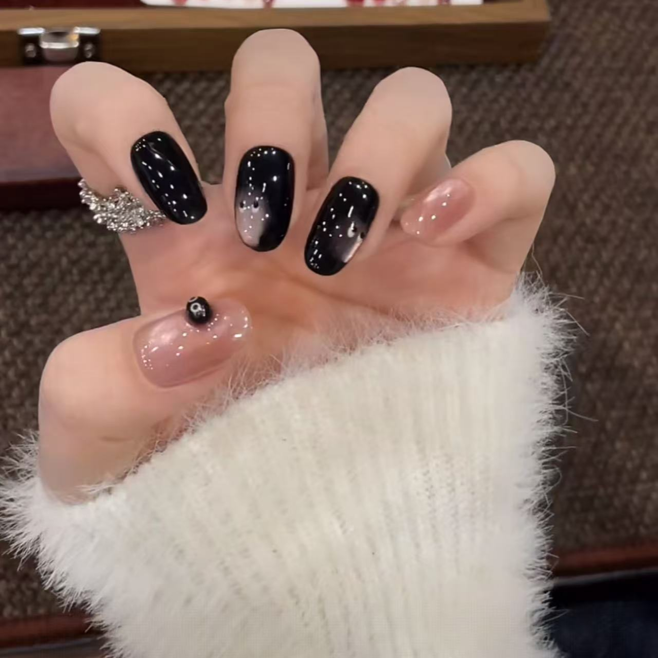 【小煤球】-可爱风小煤球日常短甲纯手工制作