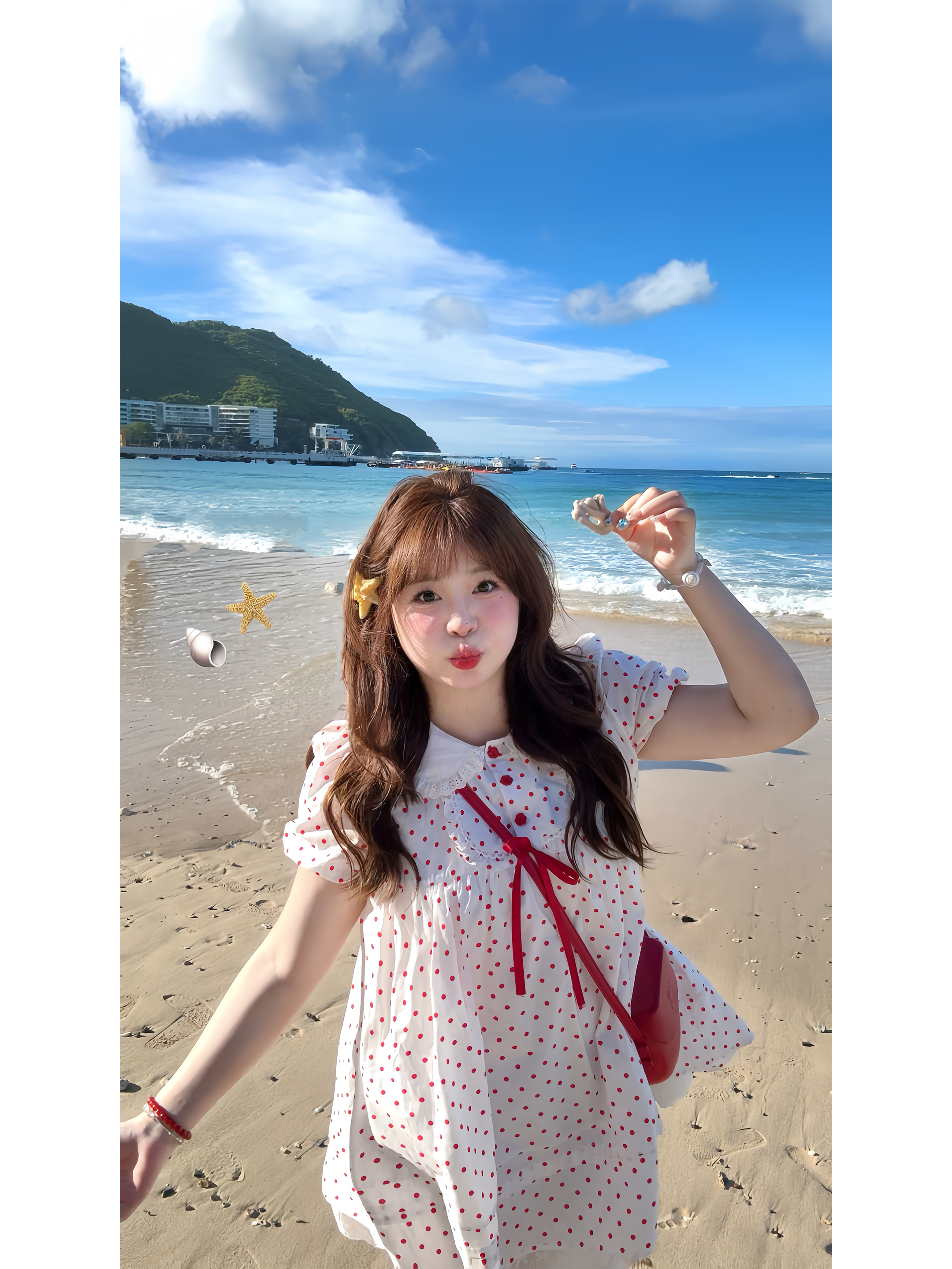 可爱甜美显白红色波点娃娃领蝴蝶结短袖连衣裙宽松遮肉