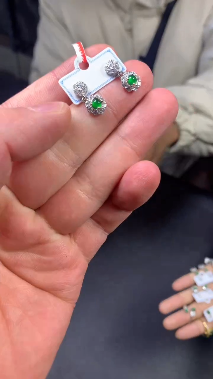 【闪购商品】翡翠耳饰未镶嵌0984701146/多样性发一